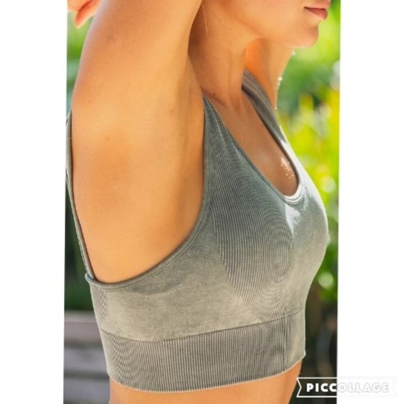 Essential Mineral-Washed Seamless Sports Bra - Picture 2 of 7
